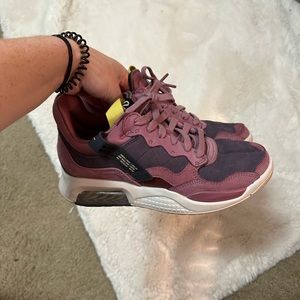 Jordan MA2 in ‘light mulberry”